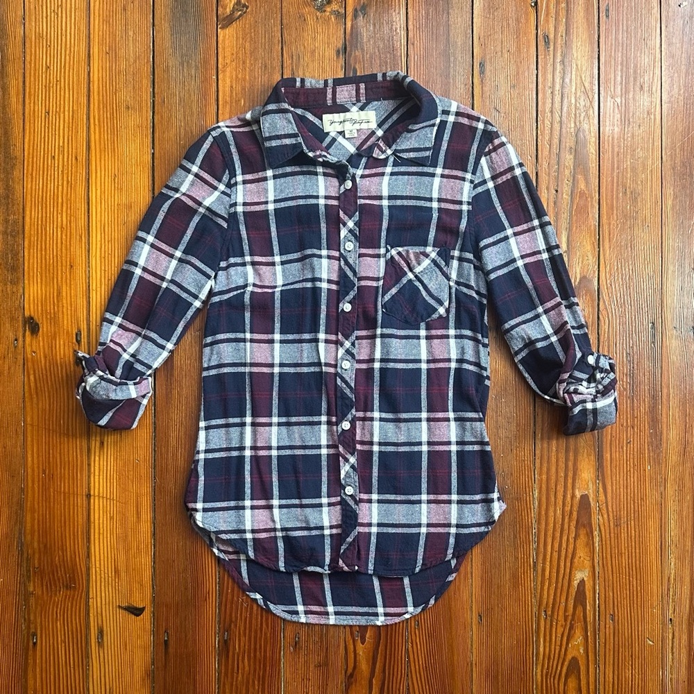 Young Hearts Run Free roll sleeve flannel button up shirt in Wine/Navy Medium
